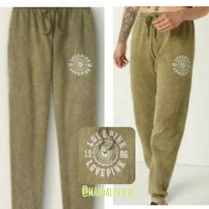 💗VS PINK Heritage Logo Graphic Everyday Lounge Classic Pant Sweatpants